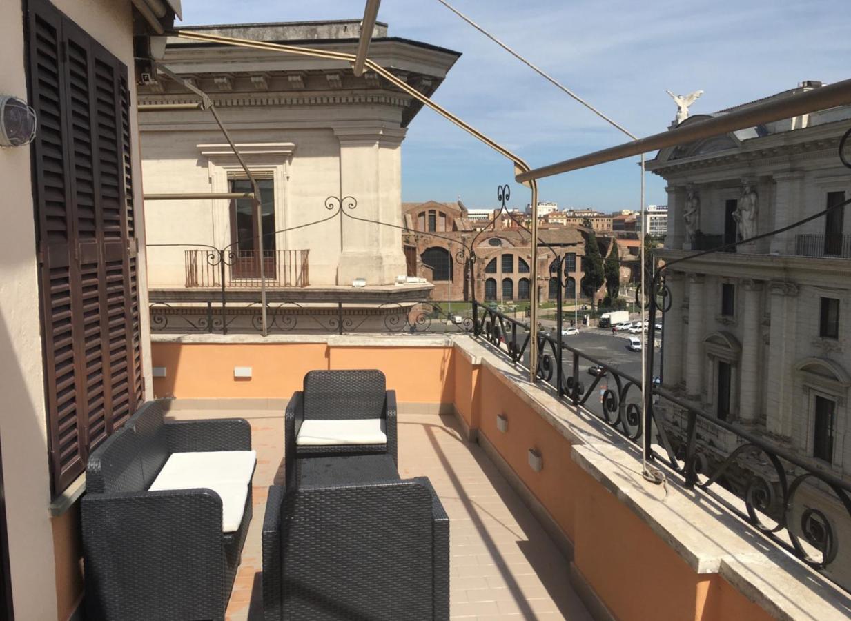Esposizione Roof — Photos 2